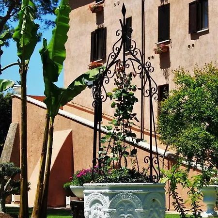 Hotel La Pineta Dei Liberti 3*