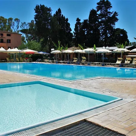 Hotel La Pineta Dei Liberti